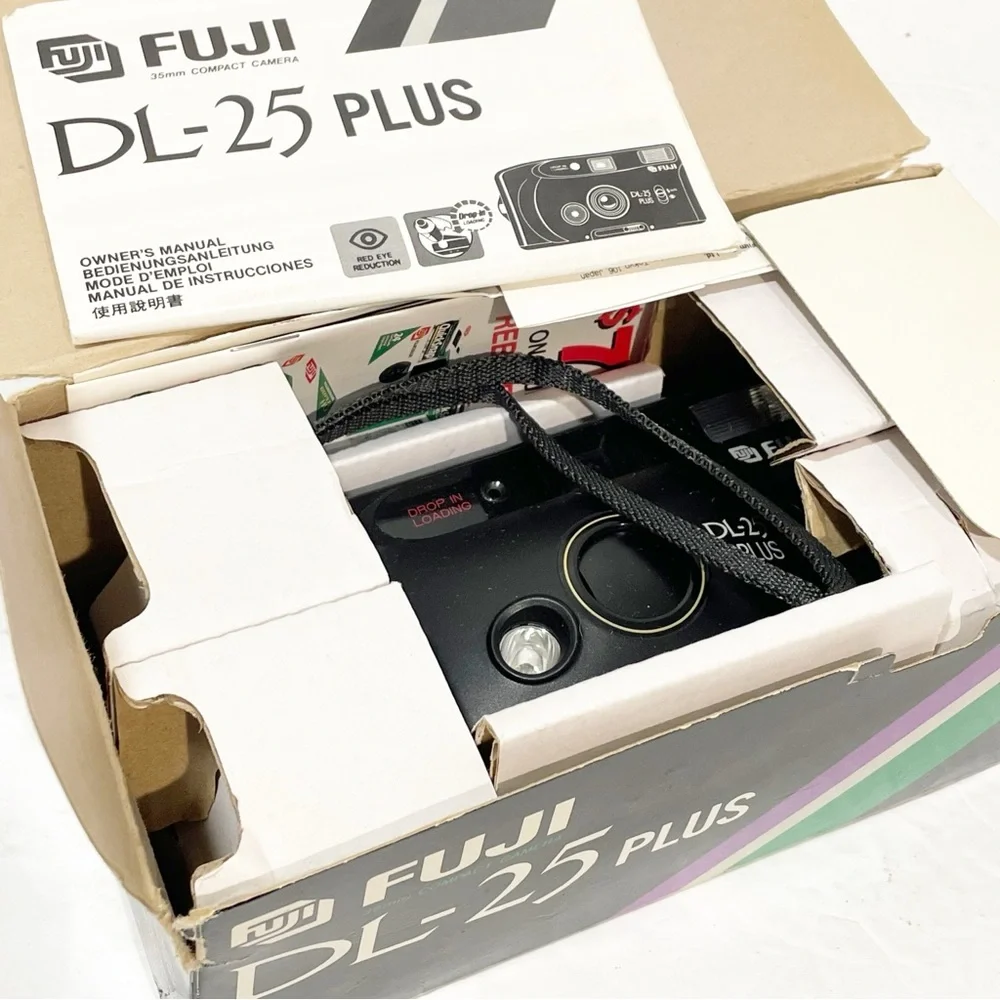 Fuji DL-15‎ Compact 35mm Film Camera Fixed Focus Free Tested Vintage Point&Shoot